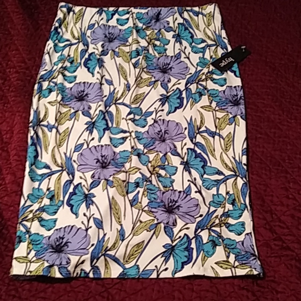 Skirt - Mid Length